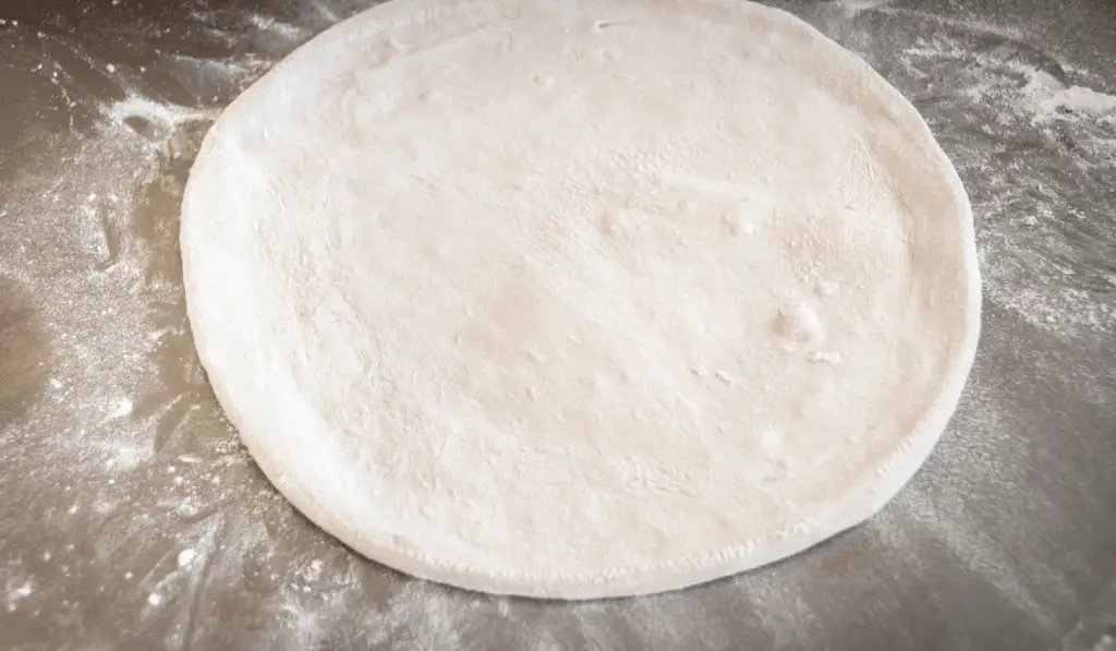 Does pizza dough have eggs?